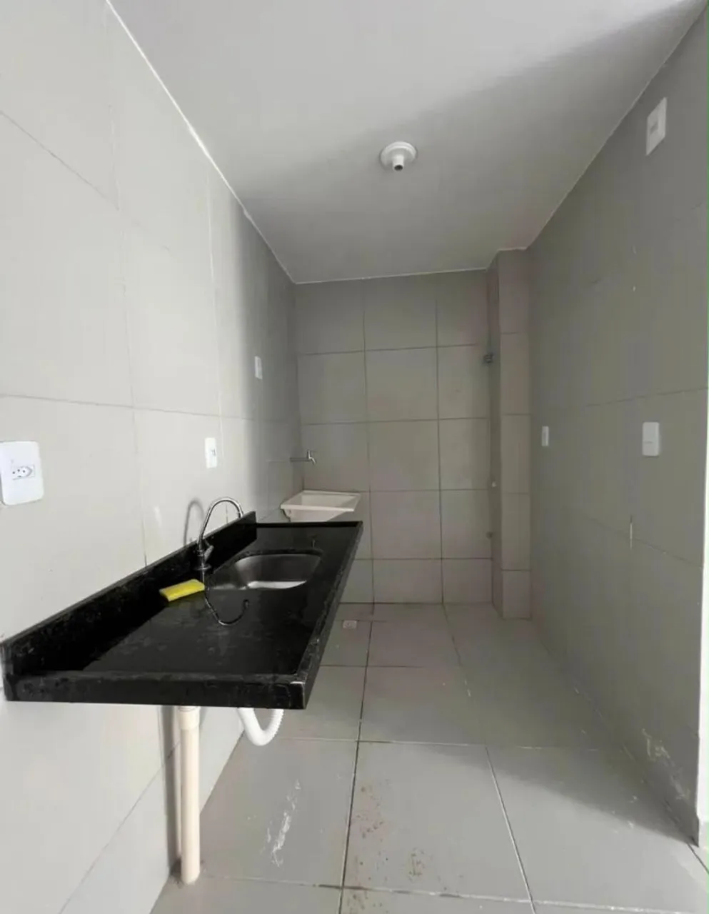 Apartamento de 2 quartos em condomínio com piscina — photo 4