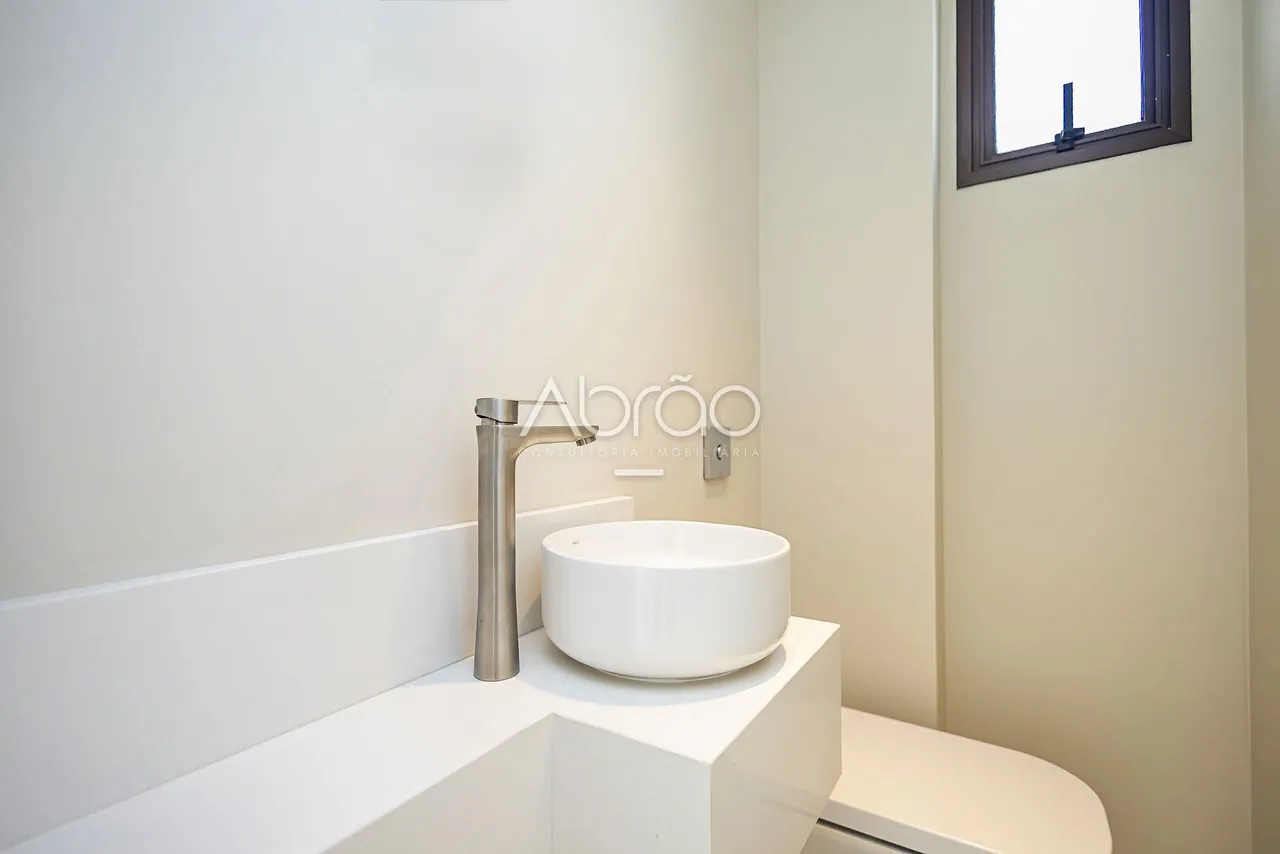 3-bedroom apartment with 1 en-suite bathroom — photo 7