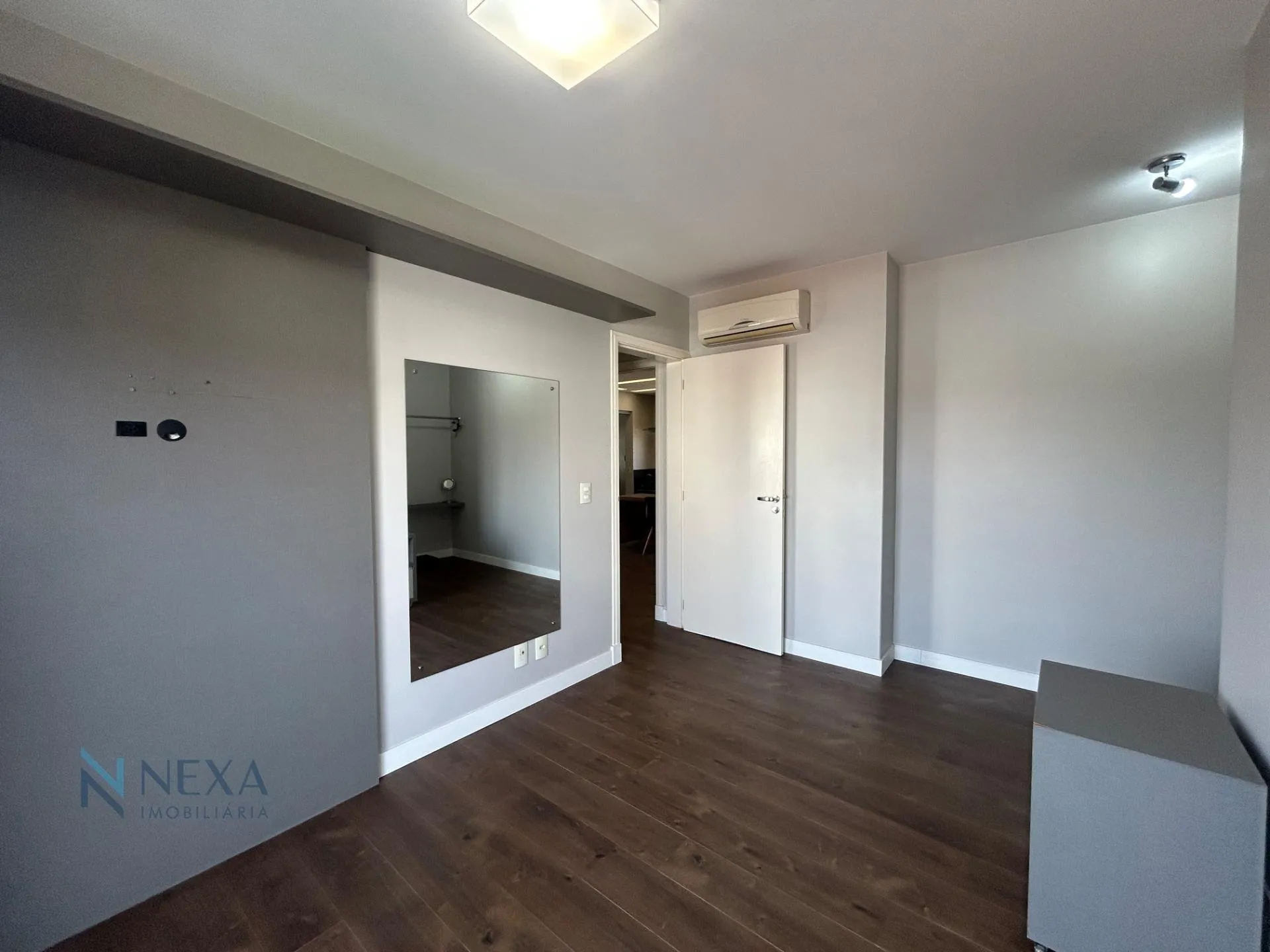 Furnished apartment with 2 en-suites and 152 m² — photo 10