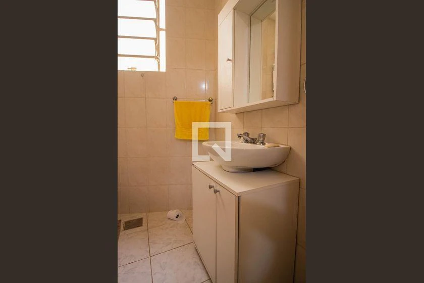 Furnished 2-bedroom apartment with 1 bathroom, 65 m² — photo 13
