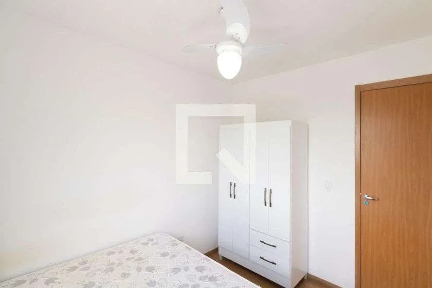 2-bedroom apartment with wood or laminate floors — photo 19