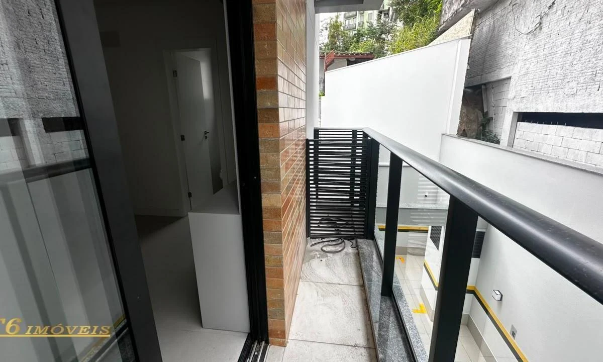 Furnished apartment, 29 m², with a washing machine — photo 16