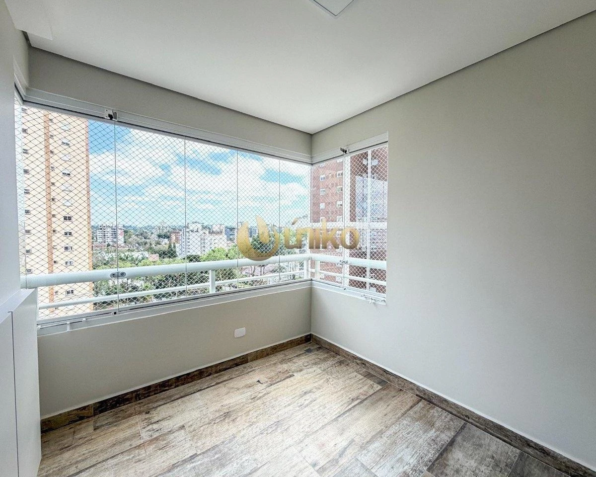 3-bedroom apartment with a washing machine in Curitiba — photo 8