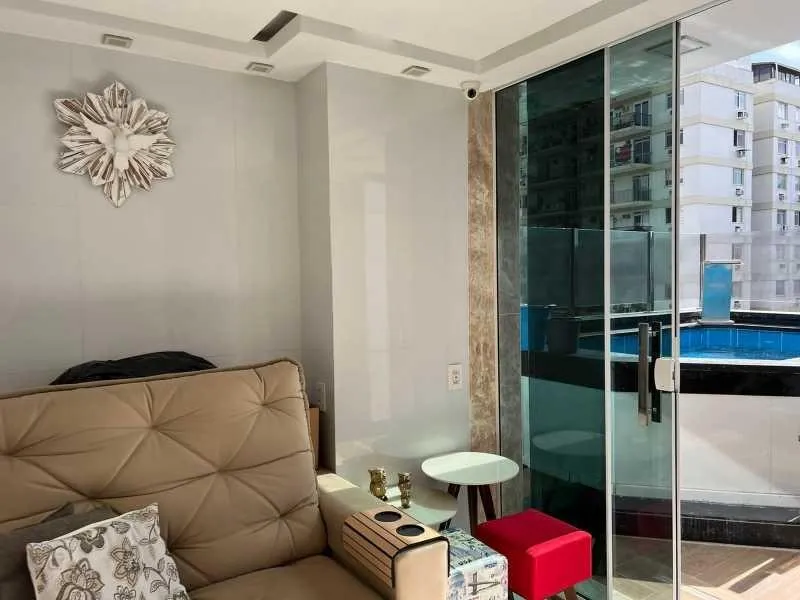 Furnished apartment with 2 bedrooms and a glass balcony — photo 21