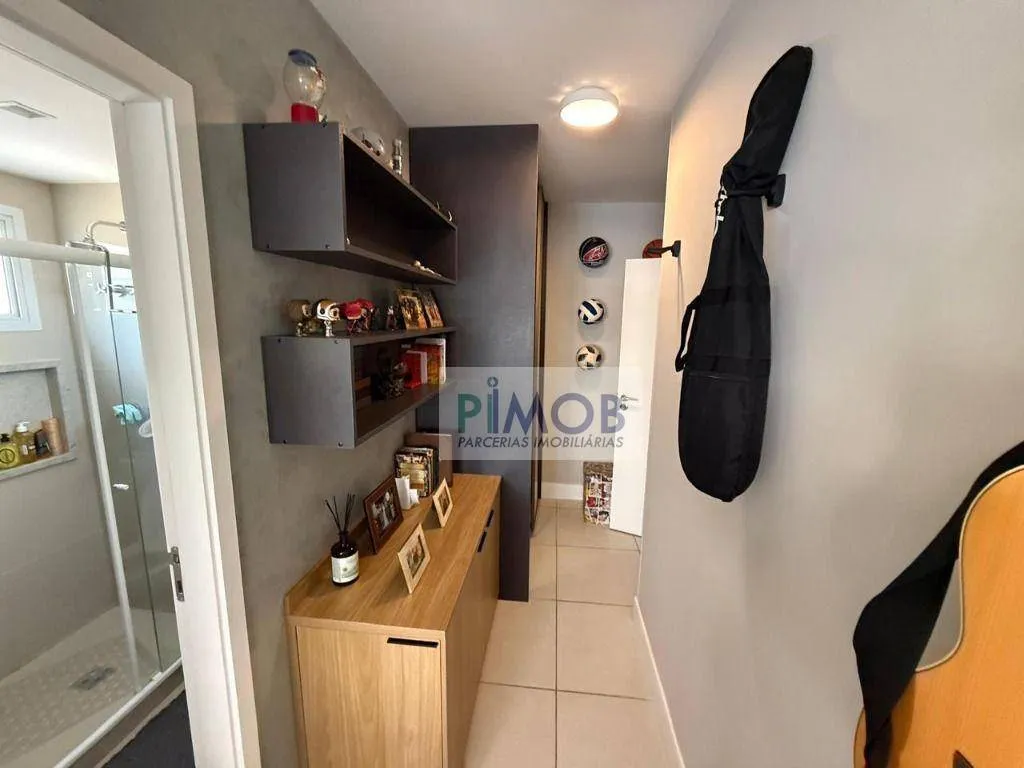 227 m² apartment with 5 bedrooms and 5 bathrooms — photo 8