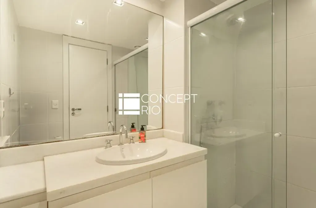 Furnished apartment with 2 bedrooms and an open kitchen — photo 14