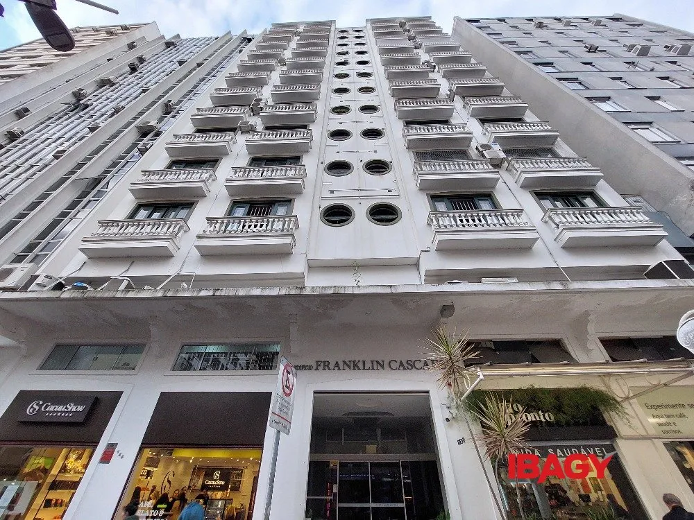 Apartamento de 1 dormitório com fogão a gás na cozinha — photo 18