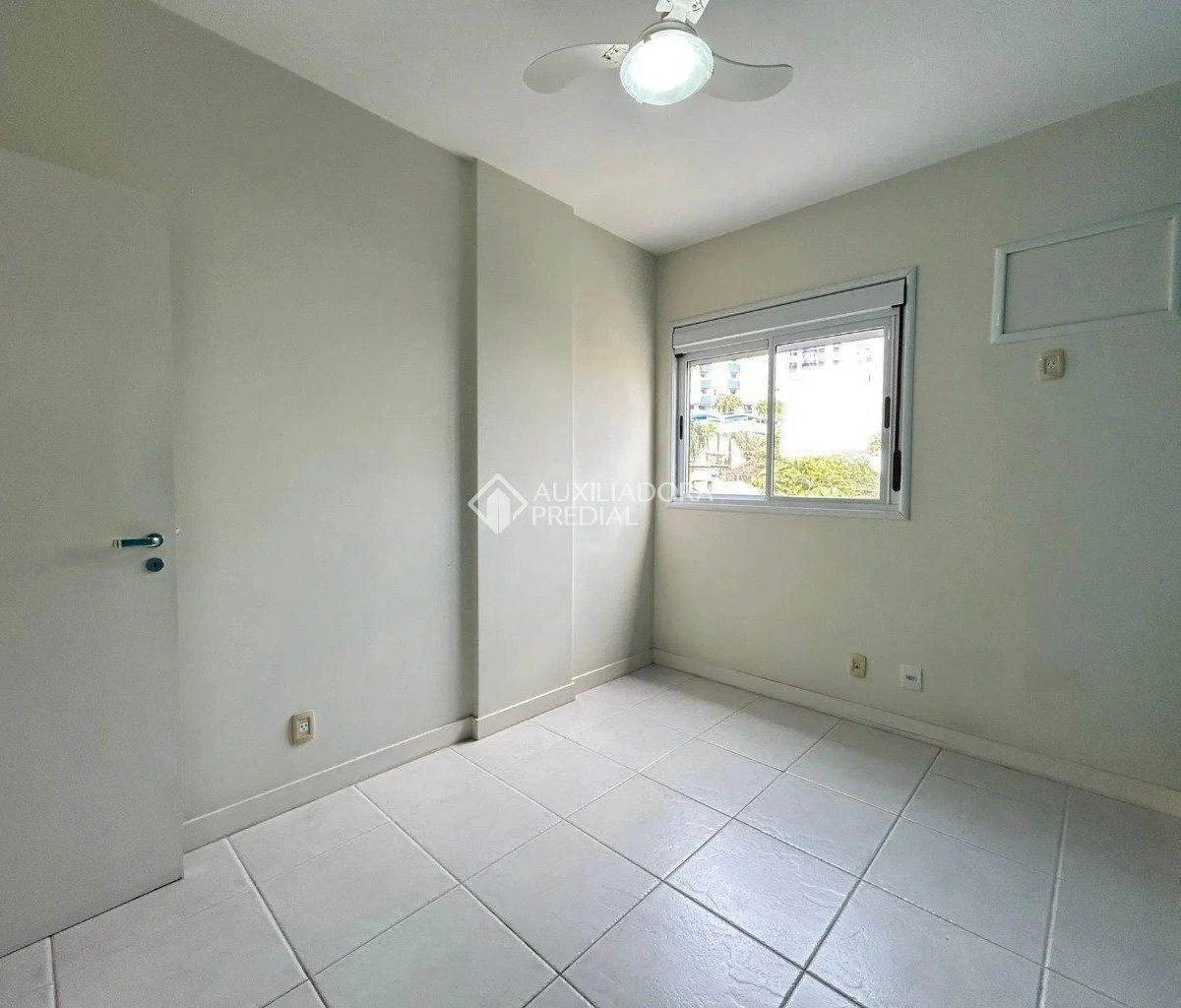 Квартира 85 м² с 2 спальнями и 1 парковкой — photo 4