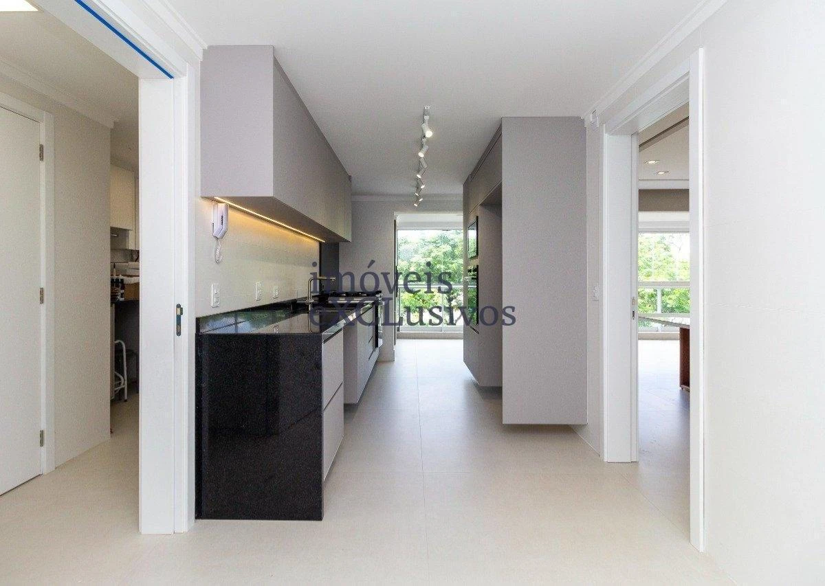 4-bedroom apartment with 227 m² and 2 parking spaces — photo 11