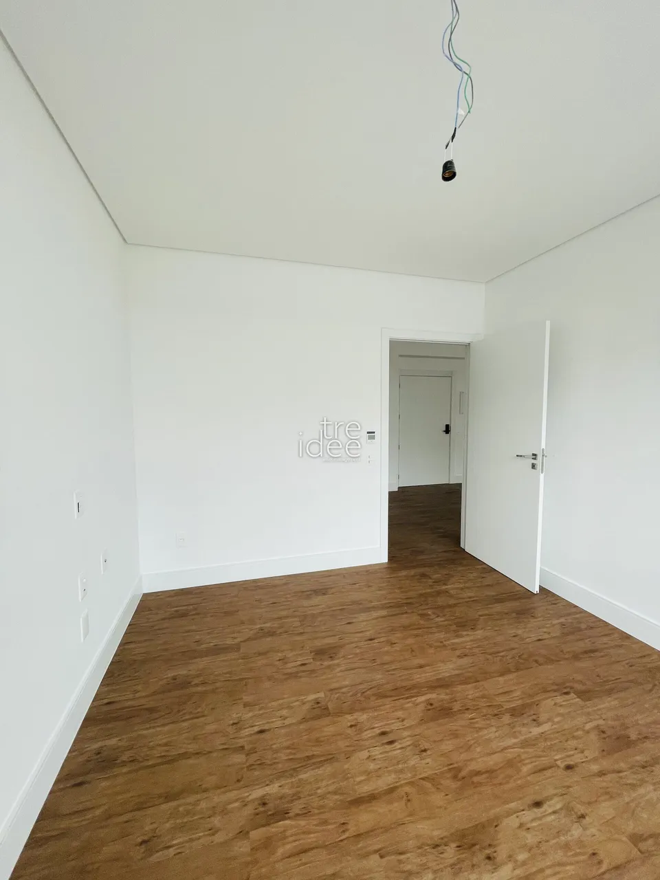 1-bedroom apartment with 50.35 m² and 1 parking space — photo 24
