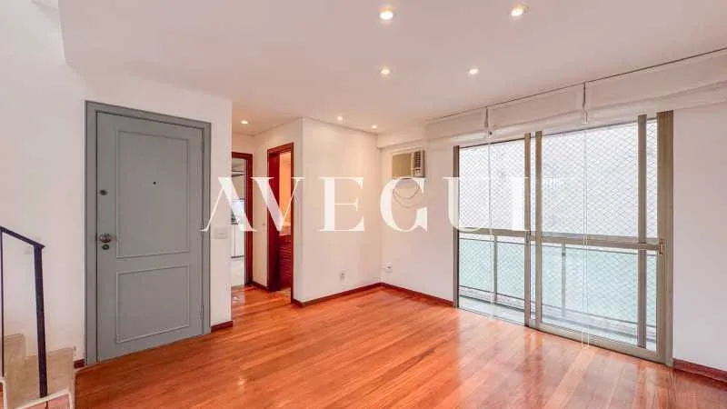Apartamento com 3 quartos e 3 banheiros — photo 2