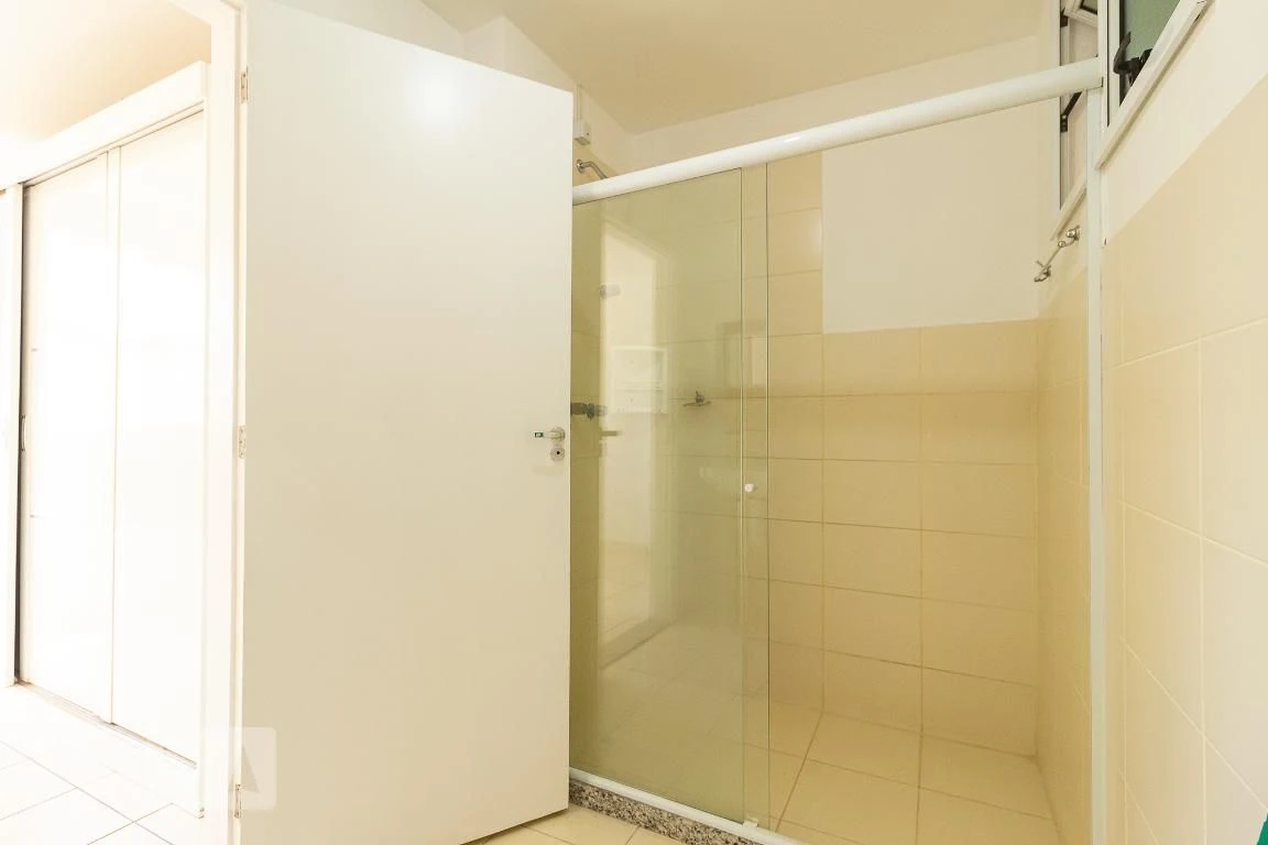 Apartamento de 1 quarto em condomínio com piscina — photo 18