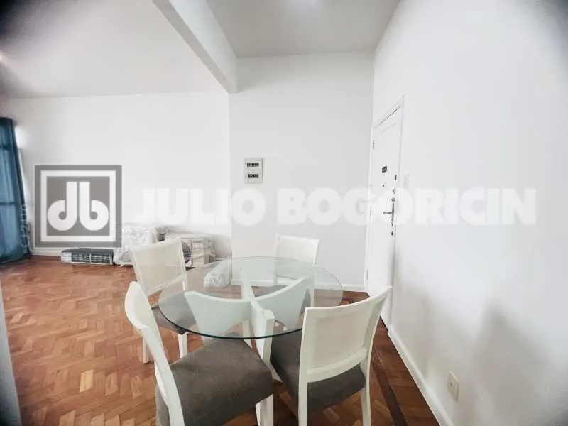 Furnished apartment with 2 bedrooms and 3 bathrooms — photo 10