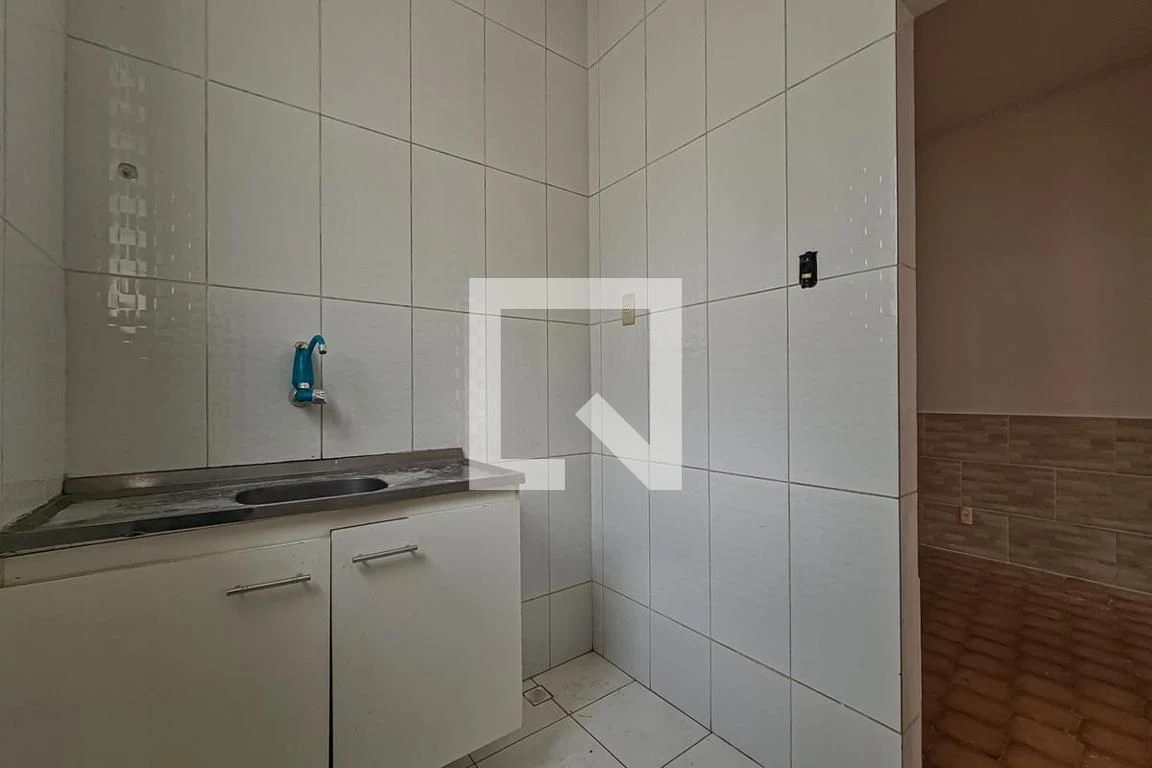House with 3 bedrooms, 1 bathroom and 1 parking spot — photo 15