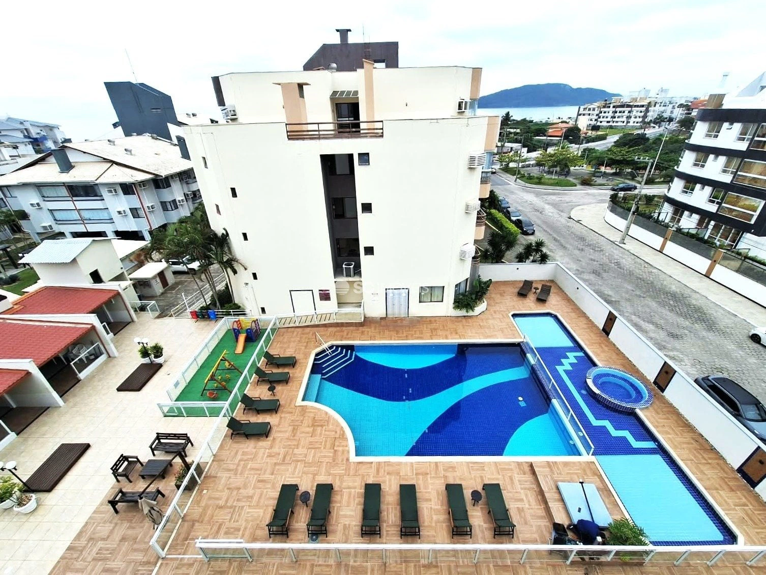 Apartment, 55 m², with a washing machine — photo 2