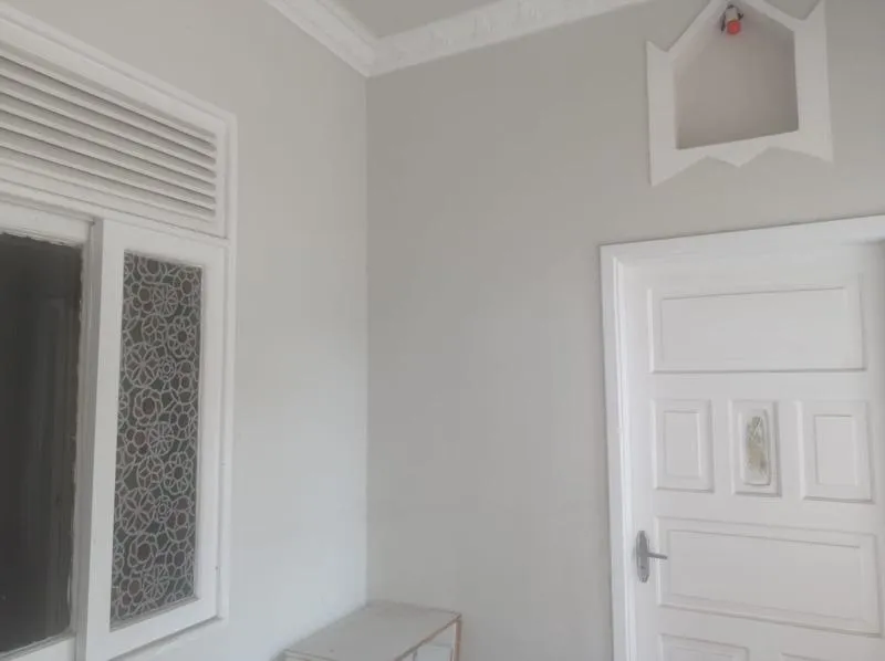 Residential house with 3 bedrooms and a balcony — photo 25