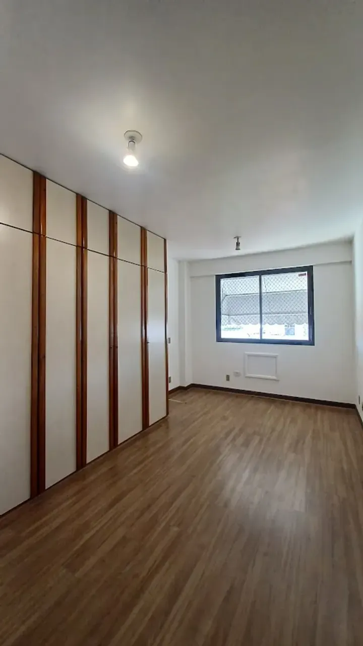 100 m² apartment with 2 bedrooms and a balcony — photo 3