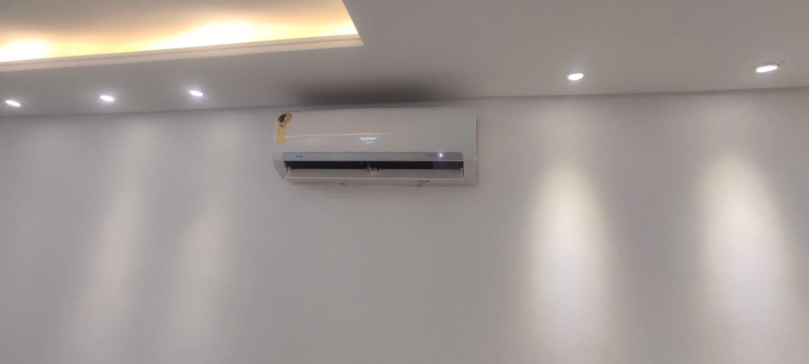 2-bedroom apartment with a washing machine in João Pessoa — photo 11