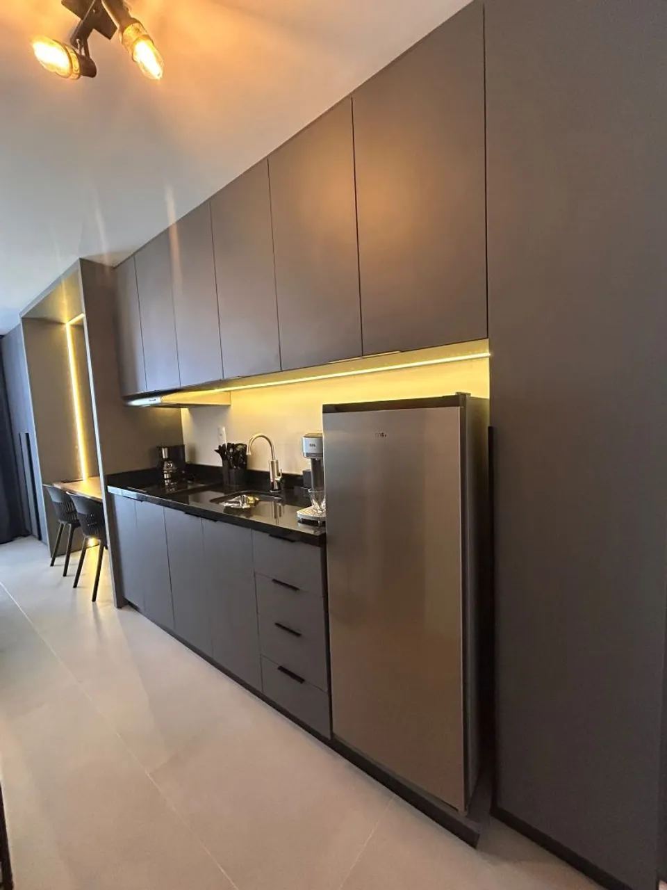 One-bedroom apartment with a home office in Florianópolis — photo 4