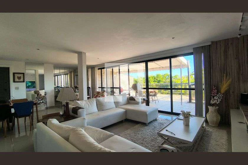 Top-floor duplex with 326 m², 5 bedrooms and 3 parking — photo 11
