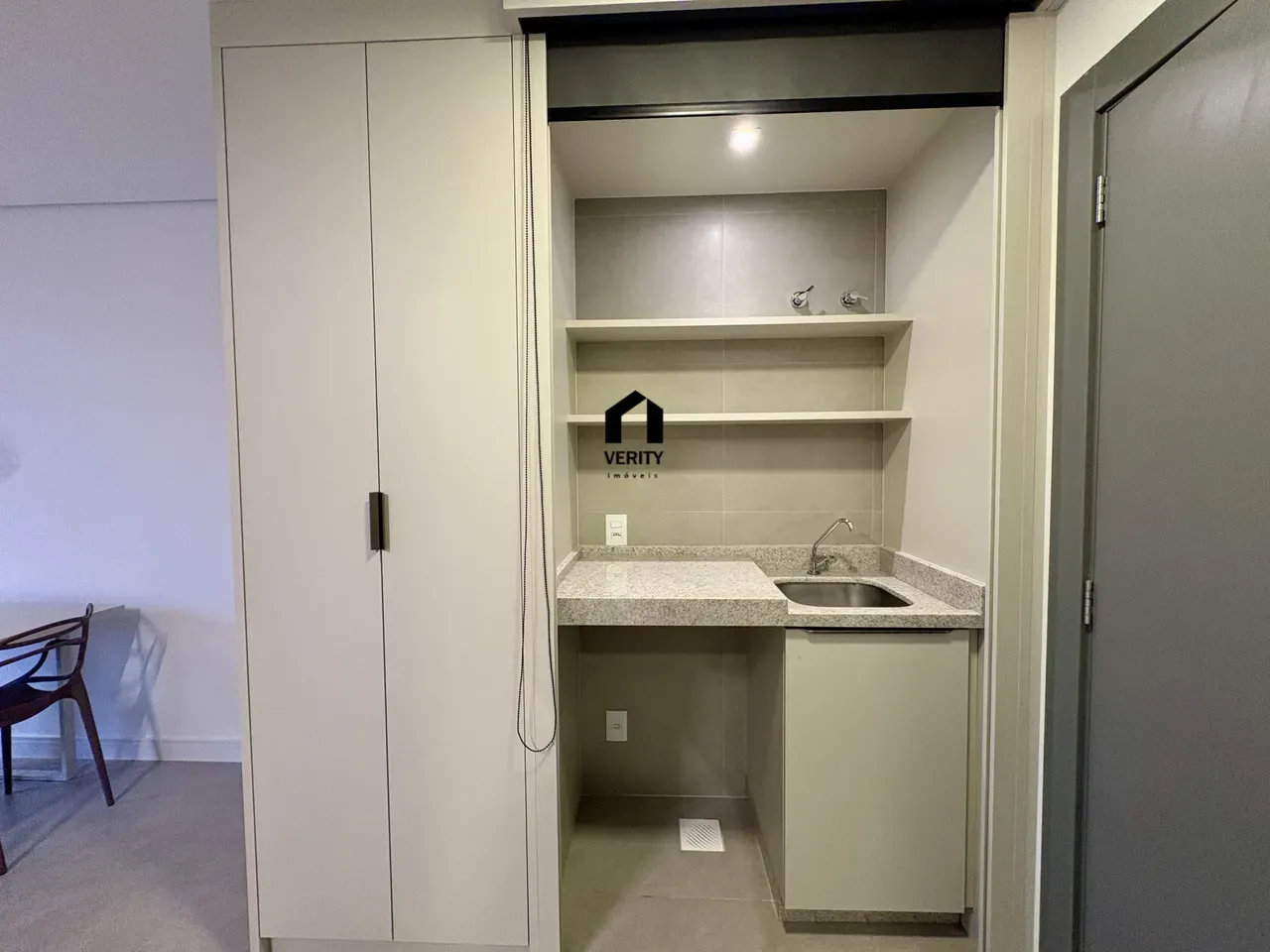 Furnished studio on the 8th floor with 41 m² — photo 11