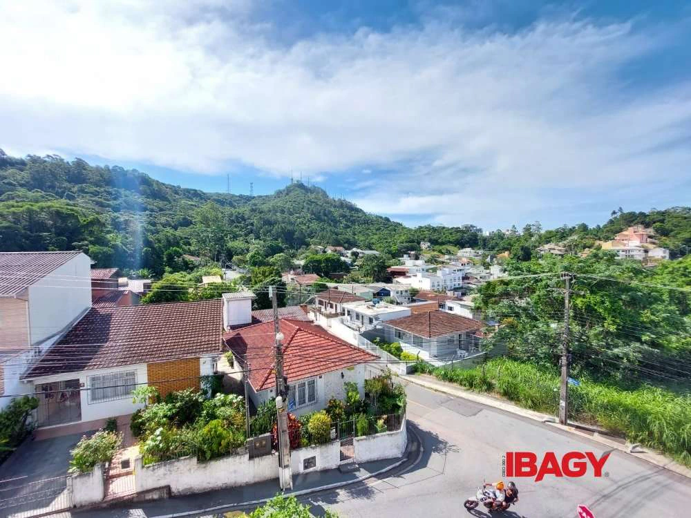 Вид на горы и 1 спальня: квартира 47 м² — photo 18