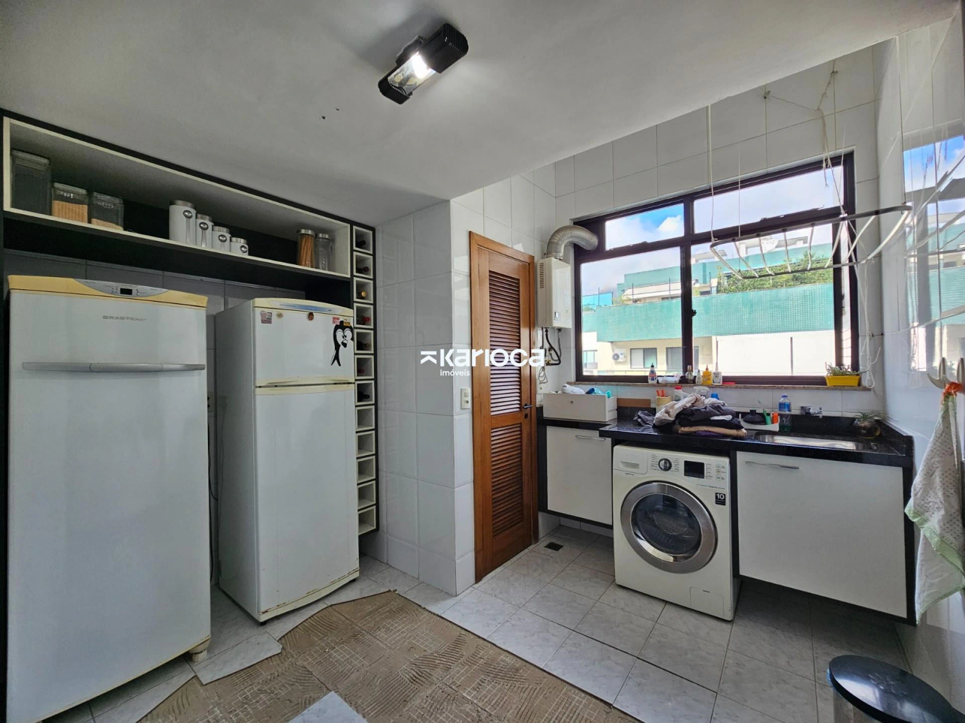 Furnished 187 m² apartment with 4 bedrooms and private BBQ — photo 26