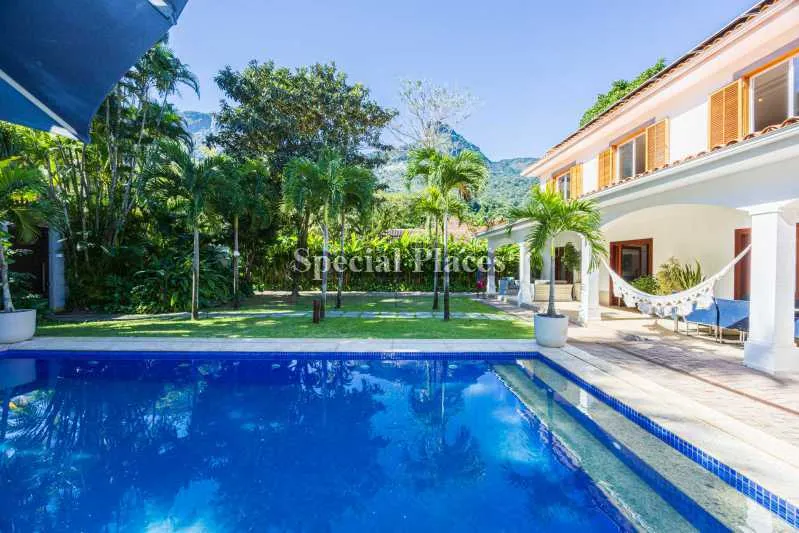 Furnished house with 6 bedrooms and 550 m² — photo 21