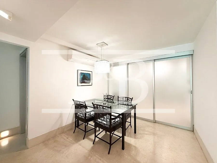 Furnished 3-bedroom apartment with a separate kitchen — photo 3