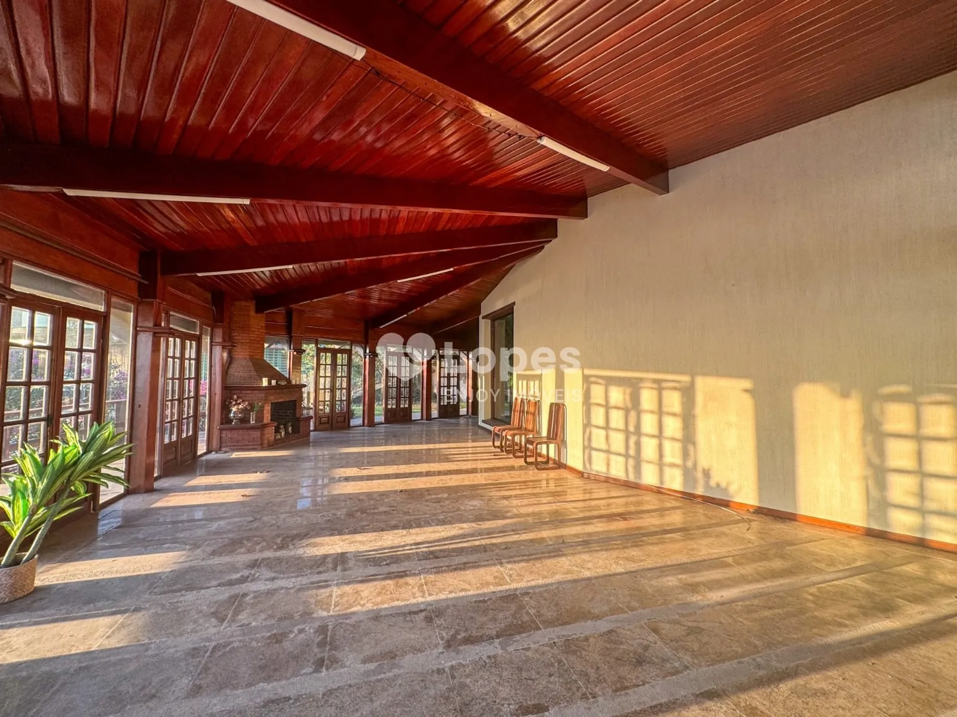 House, 942 m², with a water view — photo 11