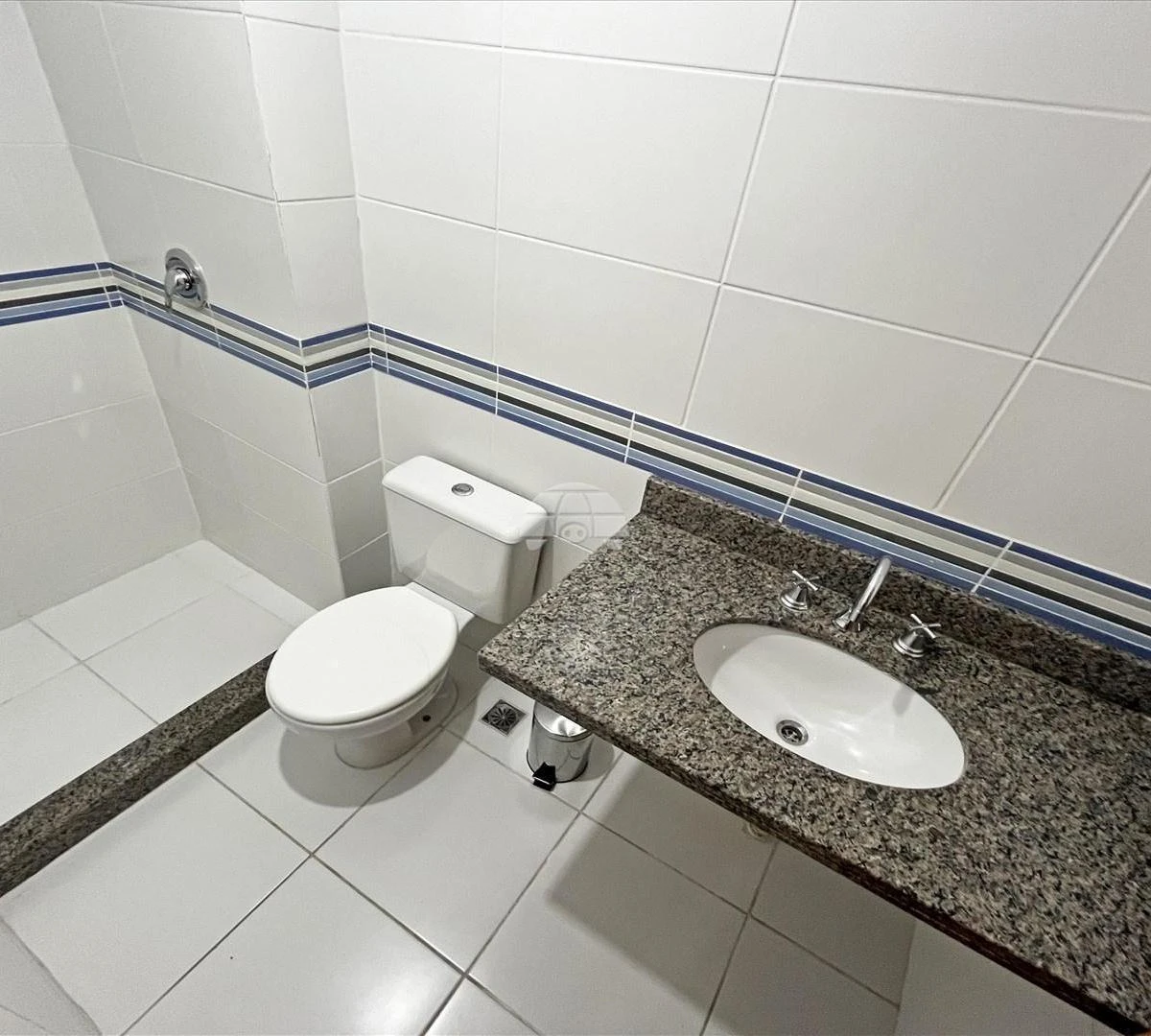 Furnished 2-bedroom apartment on the 4th floor — photo 7