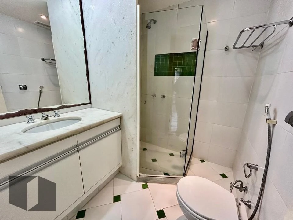 Washing machine in a 4-bedroom apartment, 167 m² — photo 10