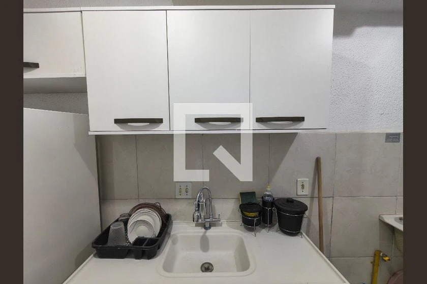 Apartamento amueblado de 2 dormitorios con cocina a gas — photo 12