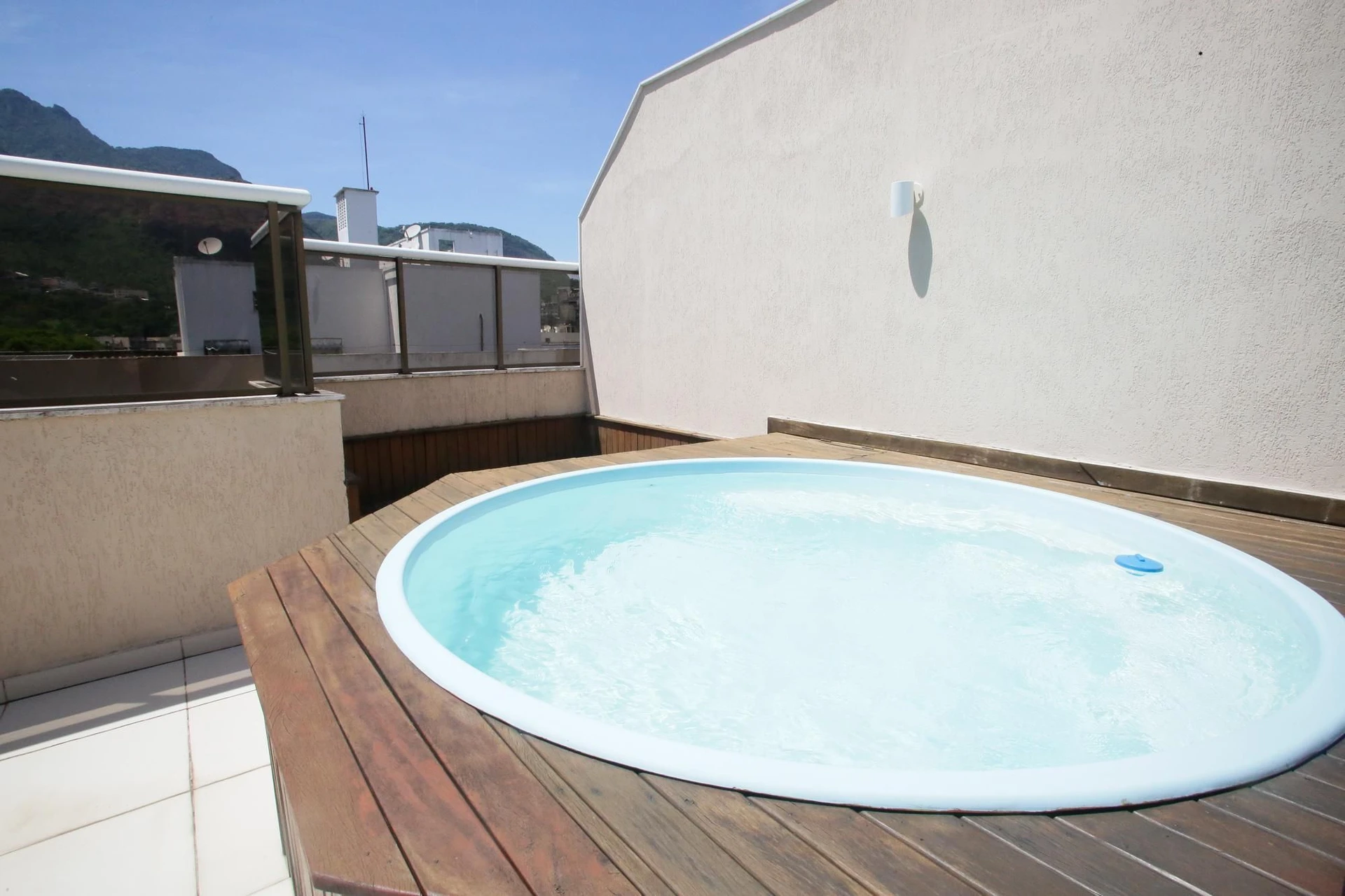 Apartamento mobiliado: 4 quartos, 4 banheiros e 2 vagas — photo 26