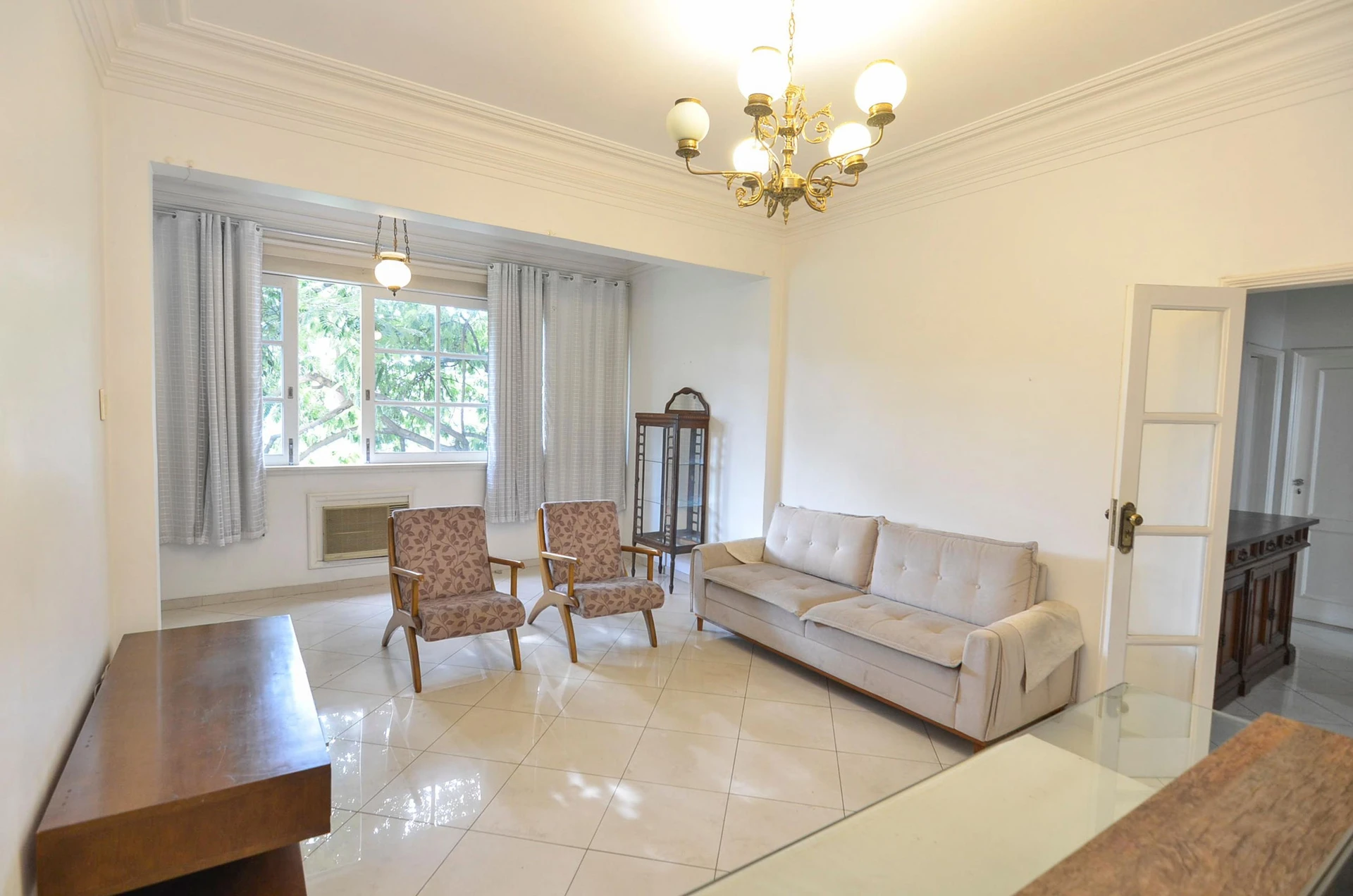Furnished apartment, 110 m², with a washing machine