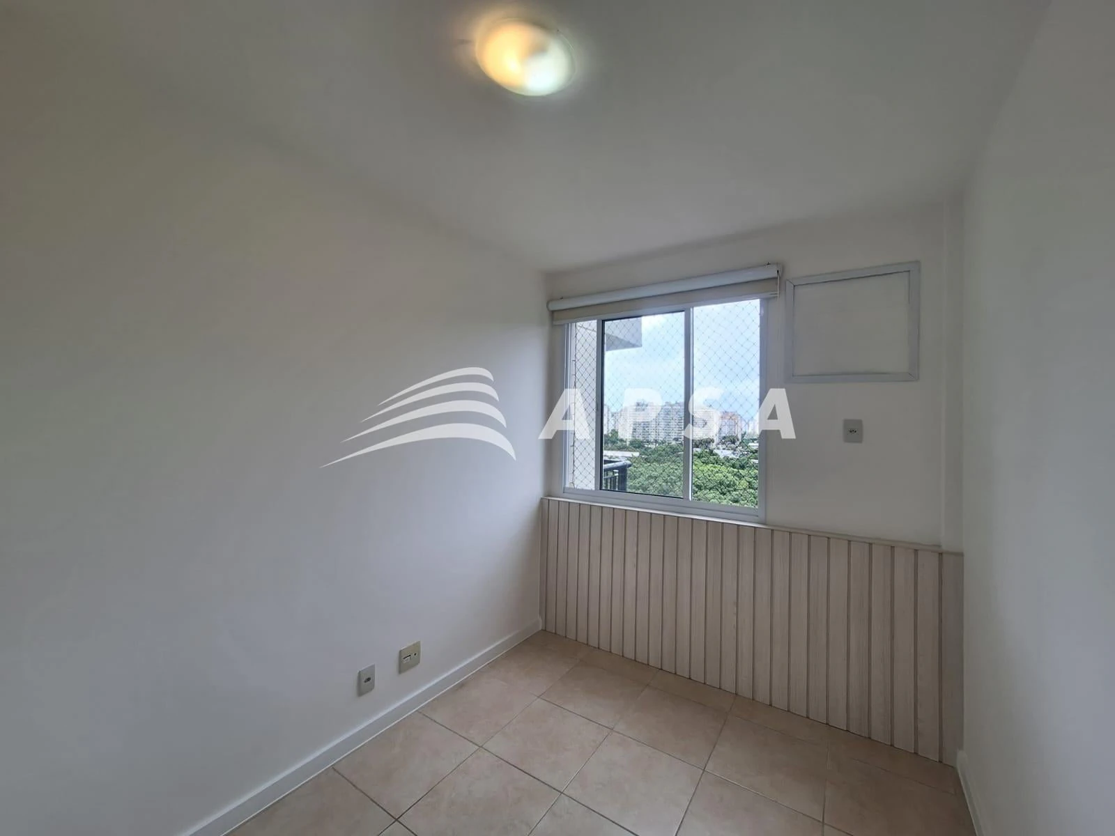 Apartment, 70 m², with a glass-enclosed balcony — photo 22