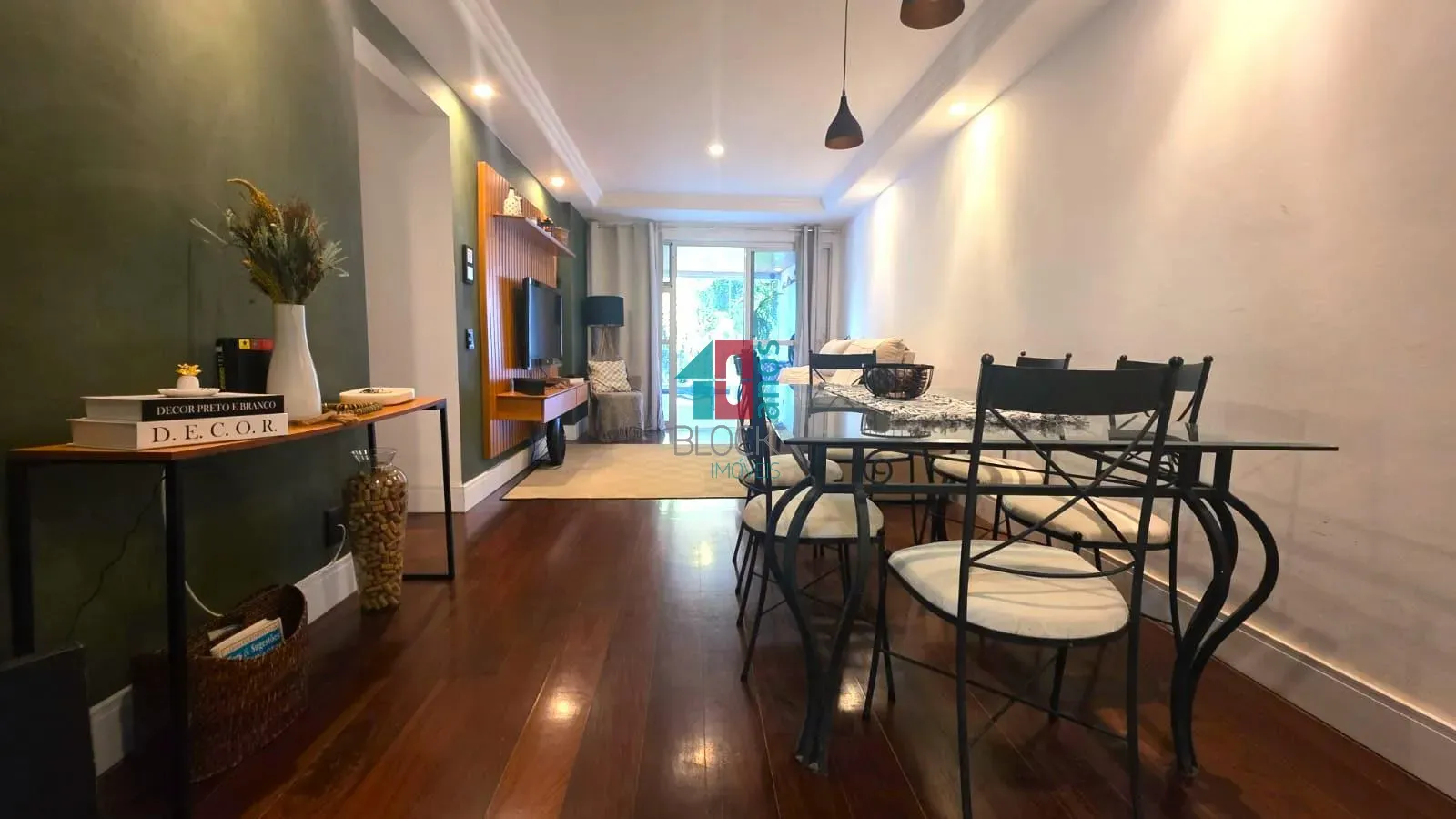 Furnished apartment, 131 m², with a washing machine — photo 20