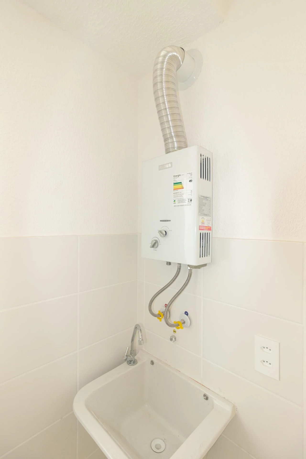 Apartamento de 2 quartos em condomínio com piscina — photo 30