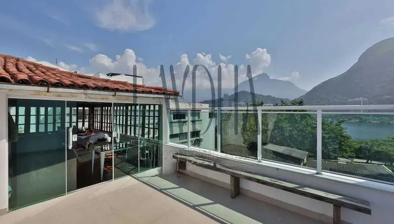 Furnished 180 m² apartment with 3 bedrooms and suite — photo 5