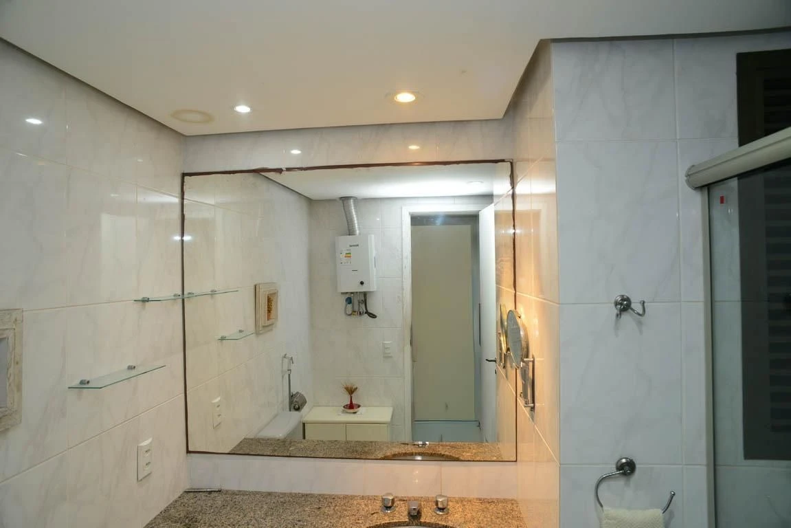 Furnished apartment, 66 m², with floor-to-ceiling windows — photo 31