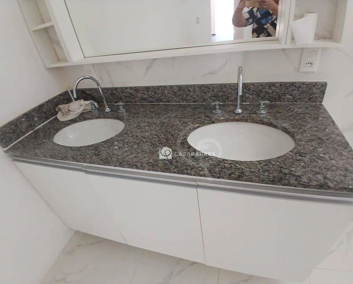 Casa com 6 quartos e cozinha aberta a gás, 450 m² — photo 21