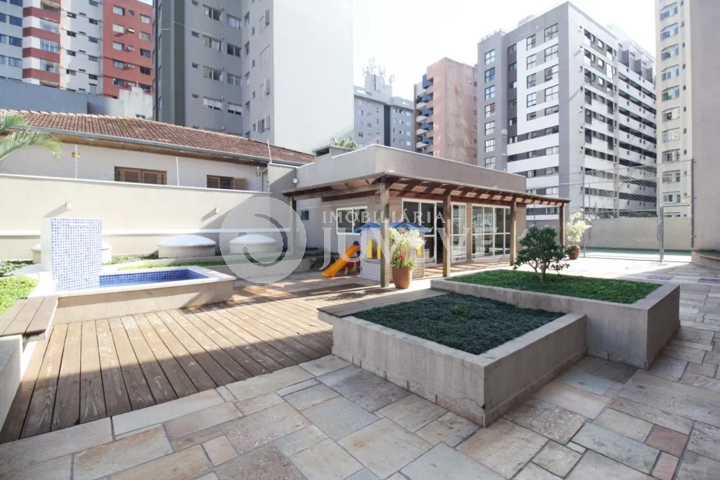 Apartment, 93 m², with a glass-enclosed balcony — photo 42
