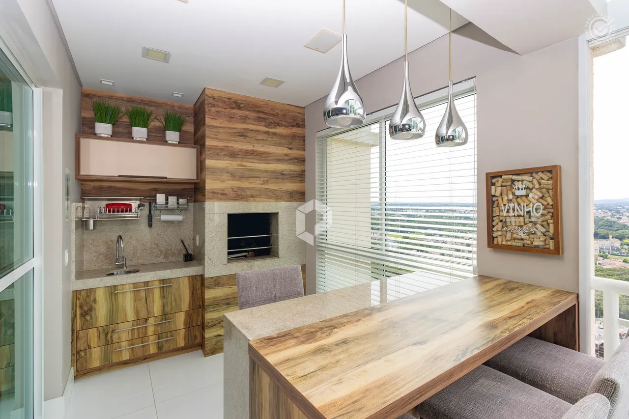Furnished apartment with 3 en-suite bedrooms and 295 m² — photo 3
