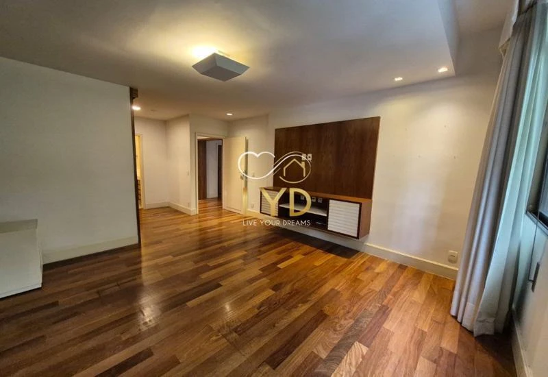 Apartment, 261 m², with a walk-in closet — photo 12