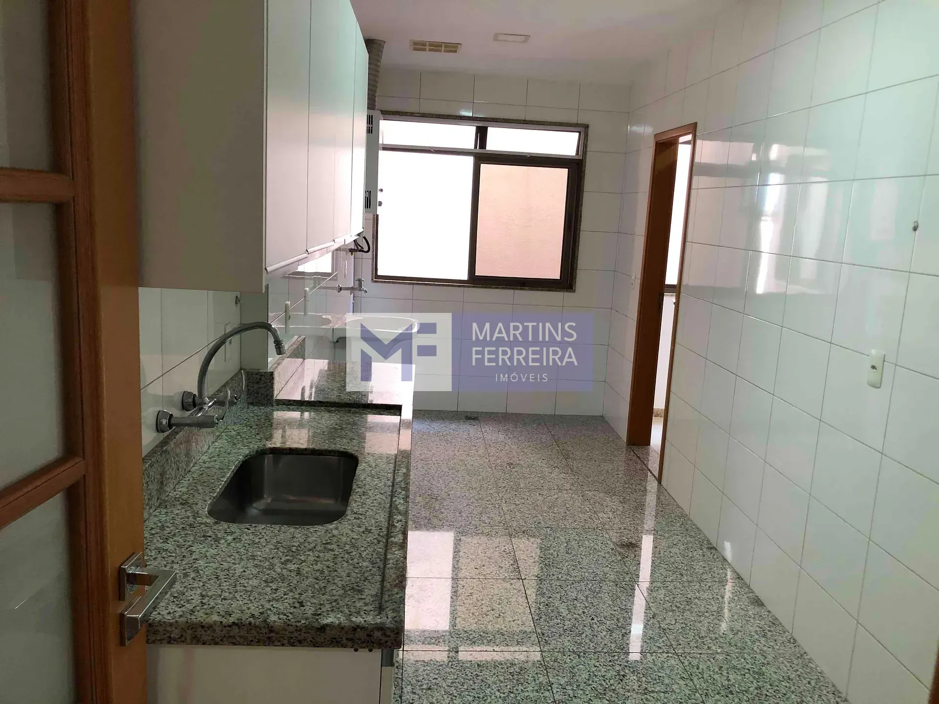 Apartamento no 1º andar com varanda envidraçada — photo 7