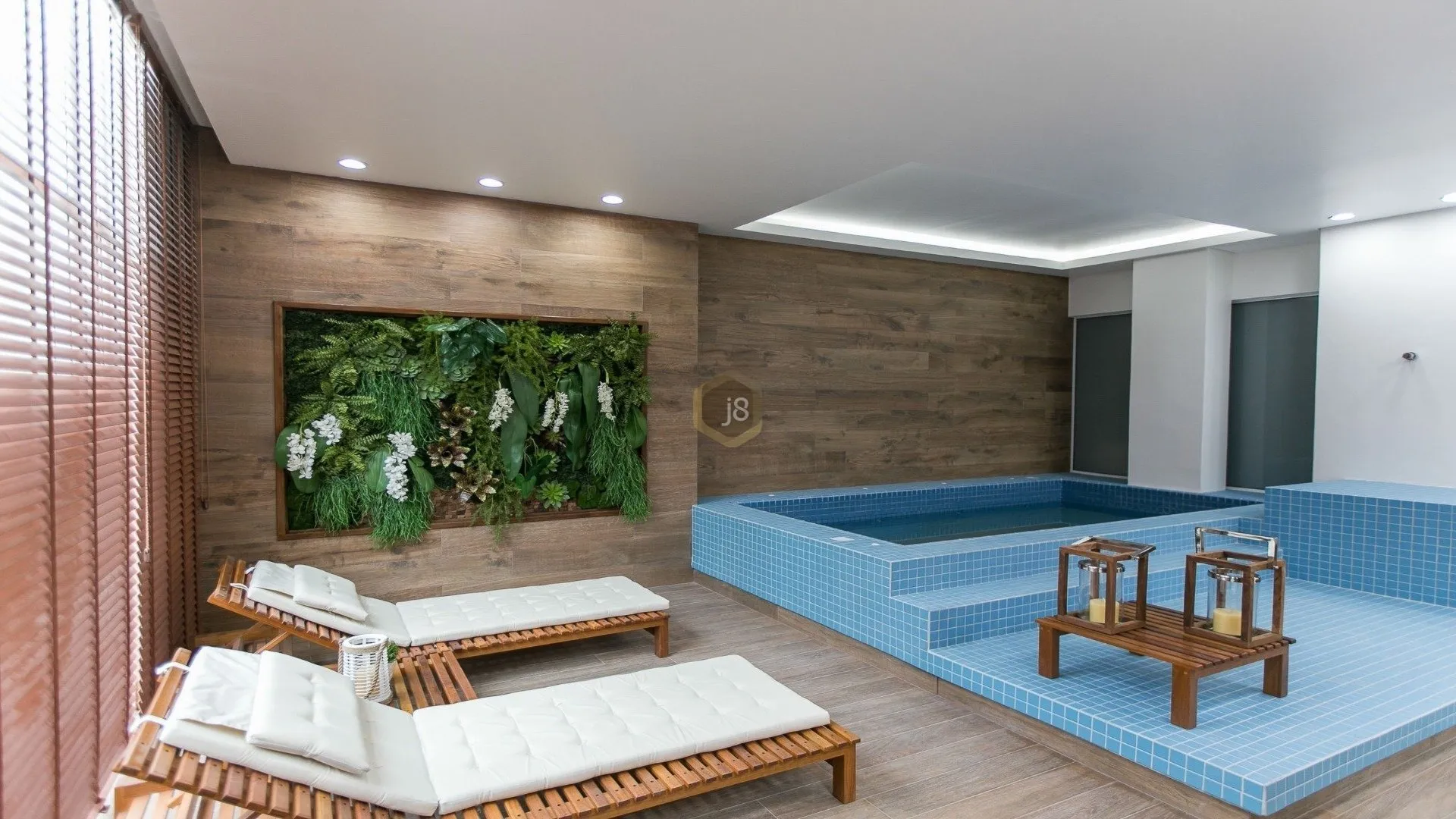 3-bedroom apartment with a bathtub — photo 25