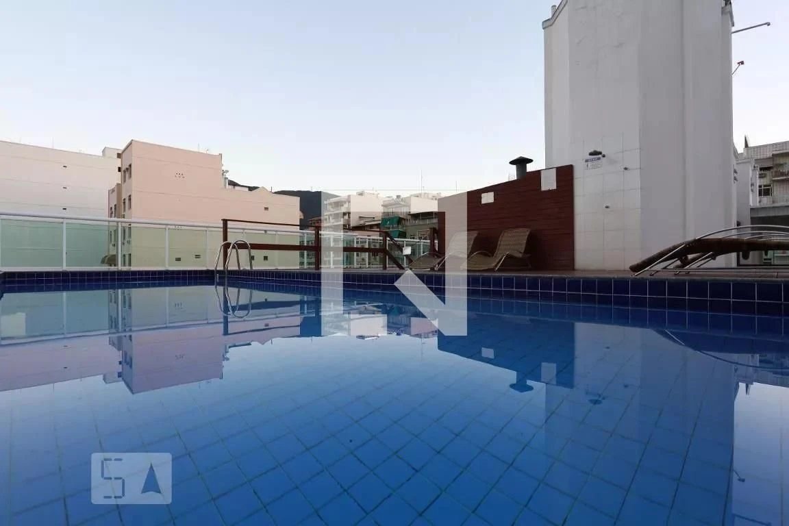 Floor-to-ceiling windows in a 2-bedroom apartment, 59 m² — photo 32