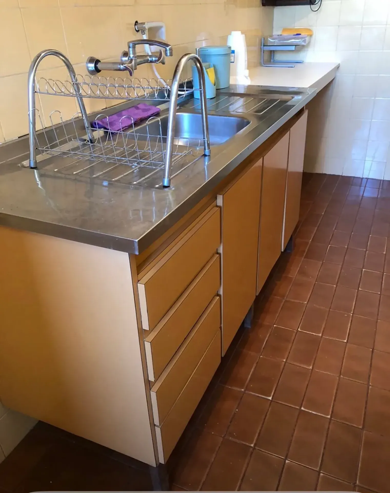 Apartment on the 5th floor with wood or laminate floors — photo 6