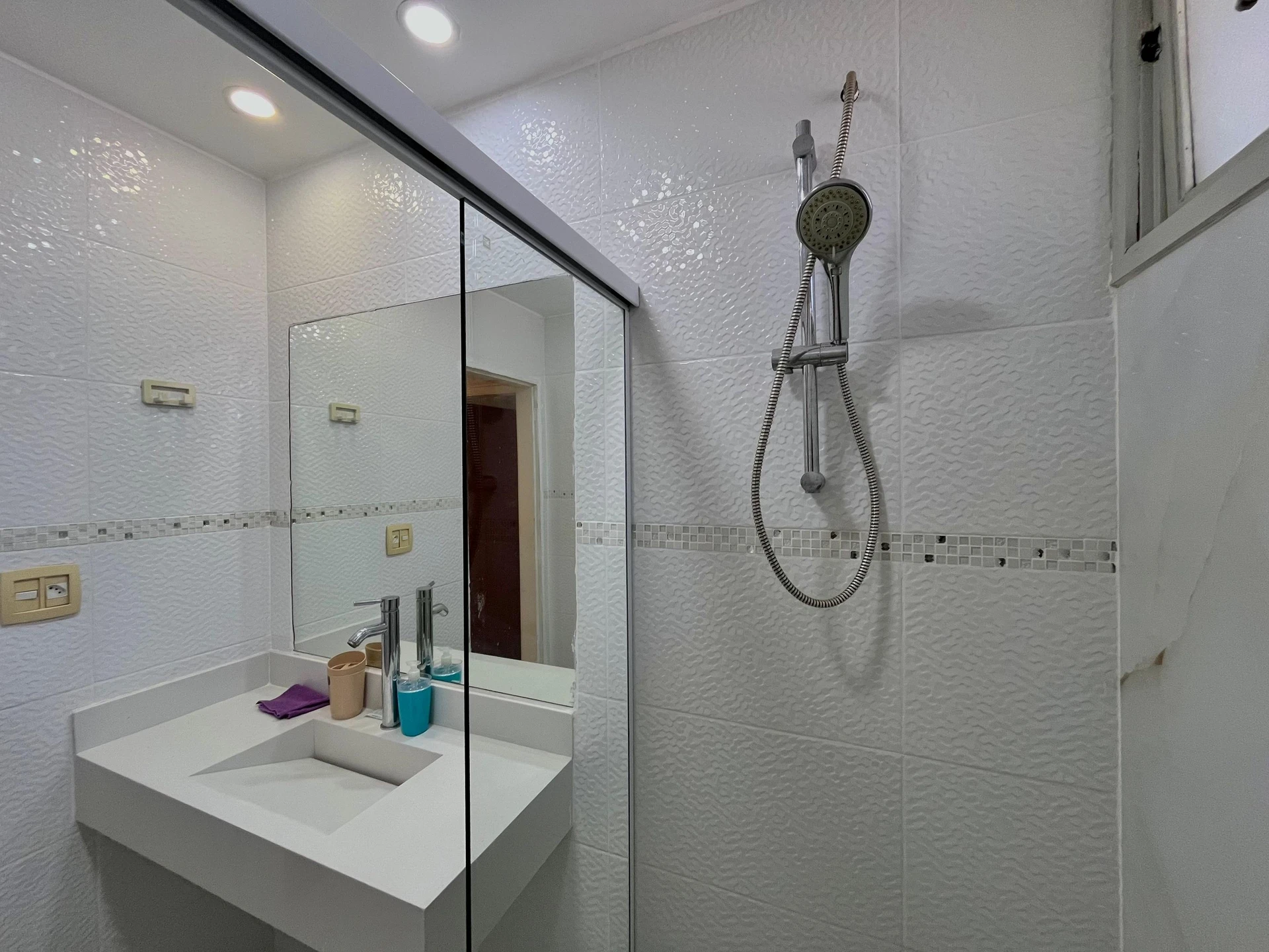Ванна та 4 спальні: будинок 350 м² — photo 56