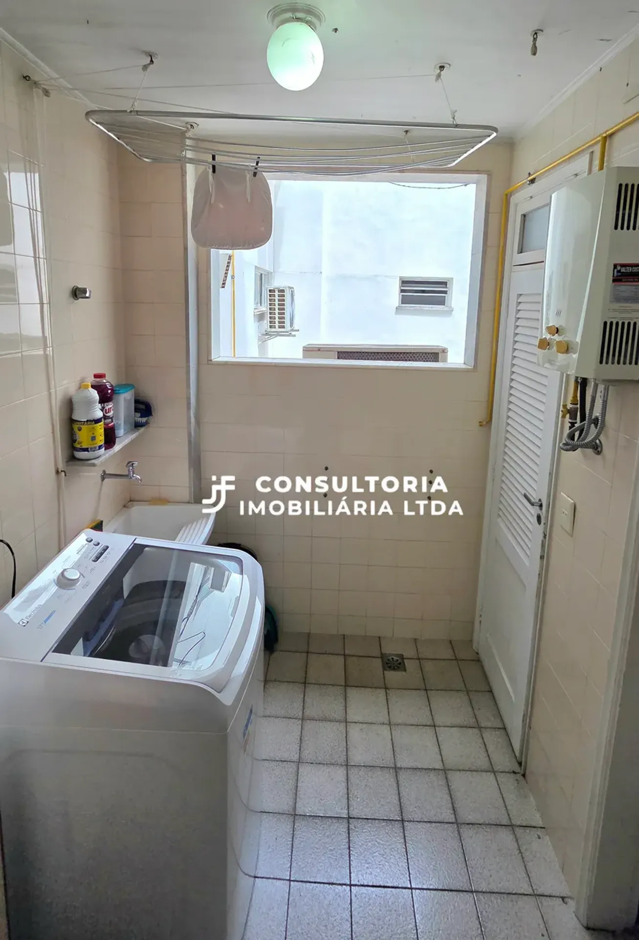 Apartamento mobiliado de 1 quarto com máquina de lavar — photo 27